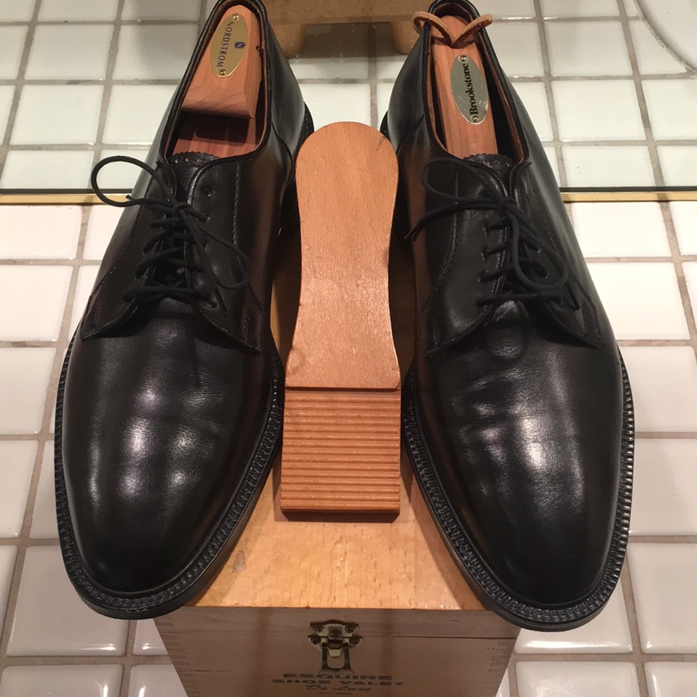 Churchill imperial grade leather uppers/ England
